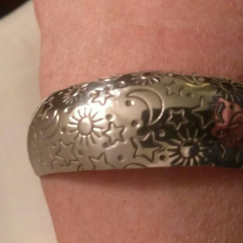 Sterling silver bracelet, new.